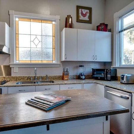 Huge 5 Bed, 5 Bath In Historic Downtown Savannah Buitenkant foto