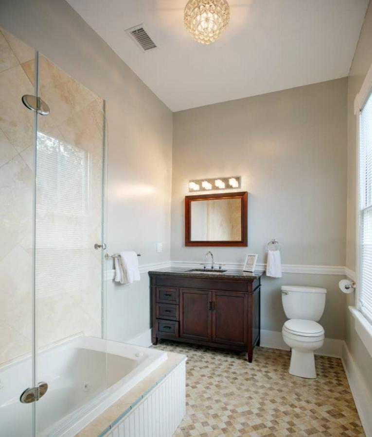 Huge 5 Bed, 5 Bath In Historic Downtown Savannah Buitenkant foto